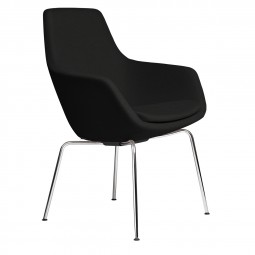 Fritz Hansen Little Giraffe Chair 3201 | christofheinze design Fritz Hansen Little Giraffe Chair 3201 | christofheinze design